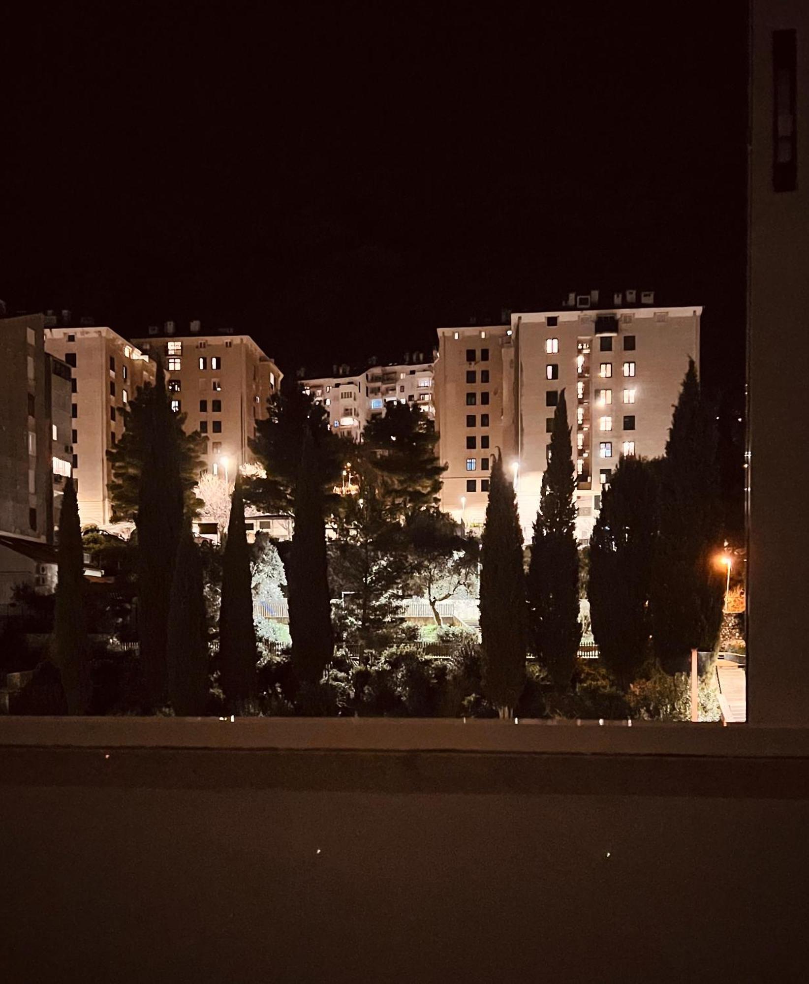 Bright & Sunny Two Bedroom Apartment Dubrovnik Kültér fotó